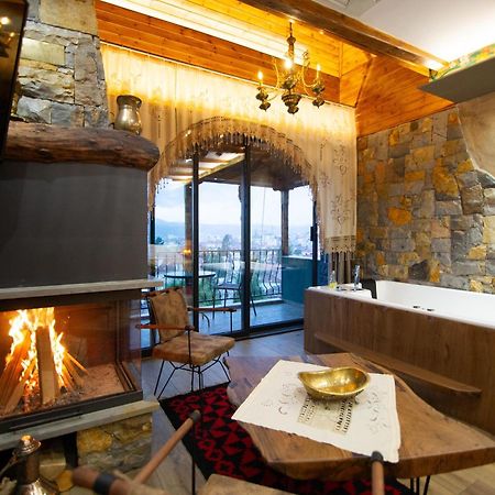 Vila Eden Boutique Hotel คอร์เชอ ภายนอก รูปภาพ