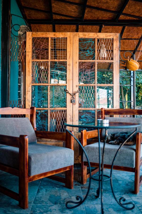 Vila Eden Boutique Hotel คอร์เชอ ภายนอก รูปภาพ
