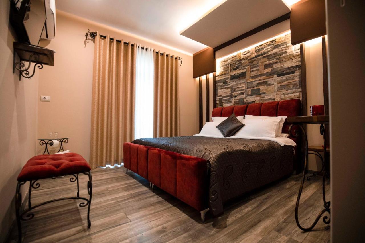 Vila Eden Boutique Hotel คอร์เชอ ภายนอก รูปภาพ
