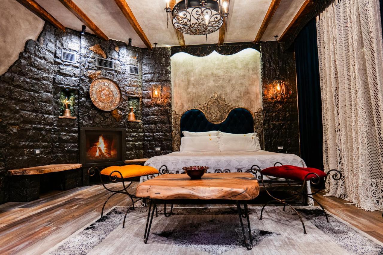 Vila Eden Boutique Hotel คอร์เชอ ภายนอก รูปภาพ