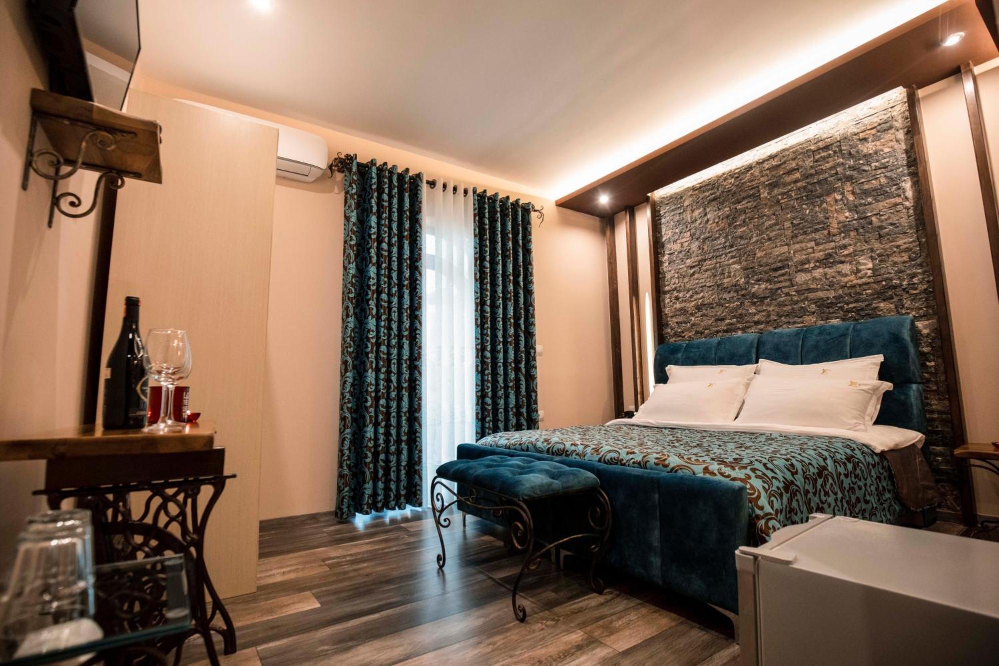 Vila Eden Boutique Hotel คอร์เชอ ห้อง รูปภาพ