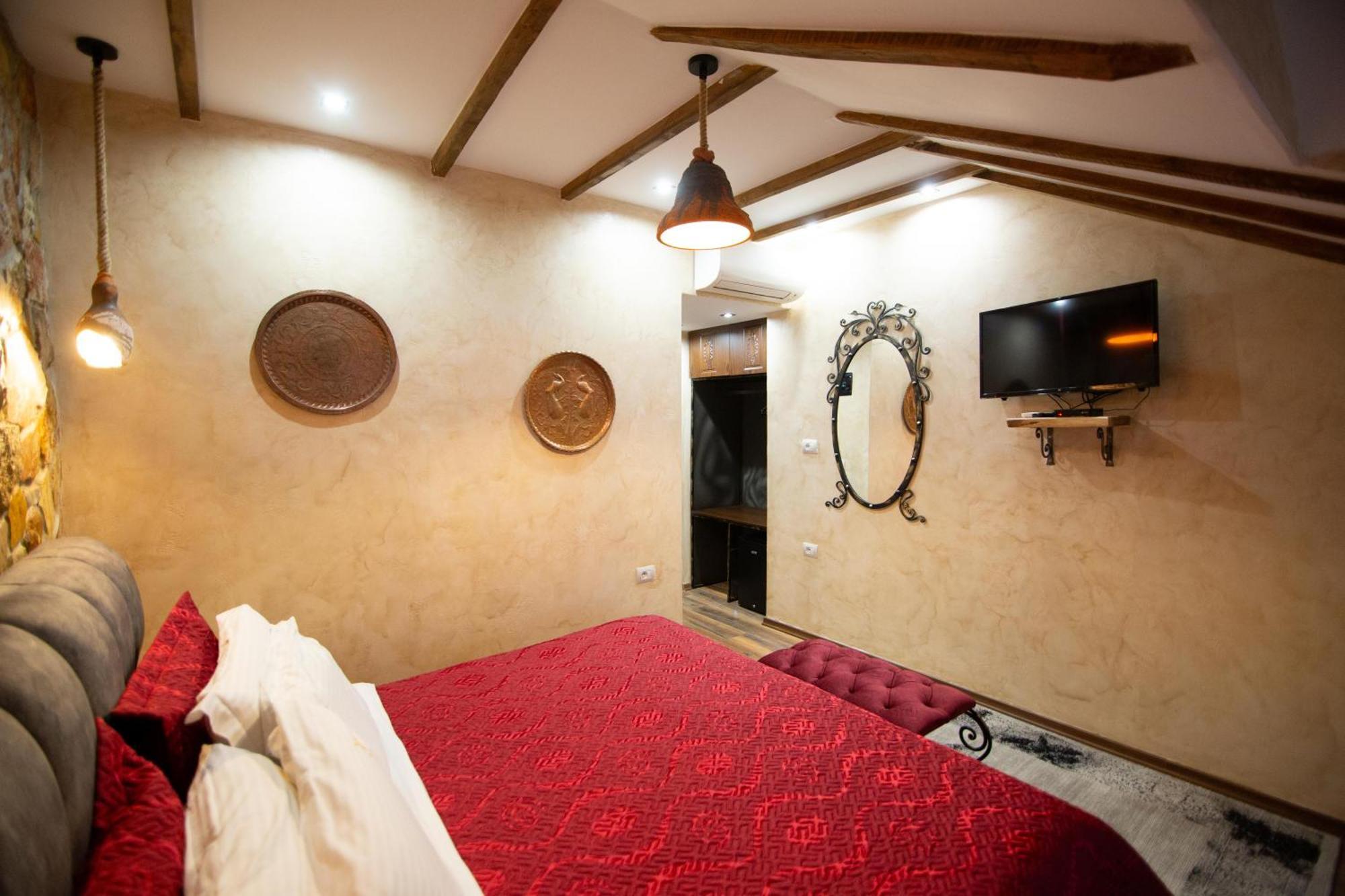 Vila Eden Boutique Hotel คอร์เชอ ห้อง รูปภาพ