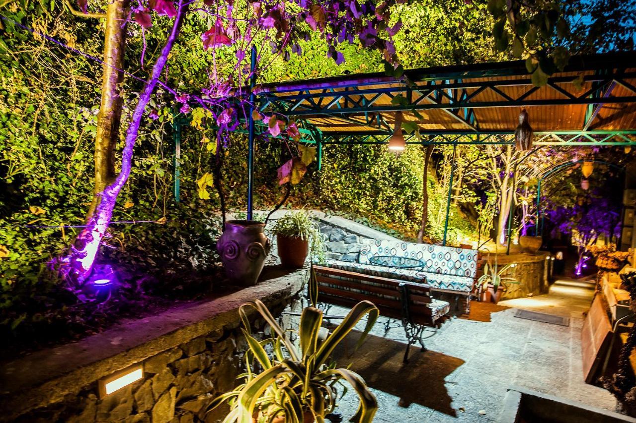 Vila Eden Boutique Hotel คอร์เชอ ภายนอก รูปภาพ